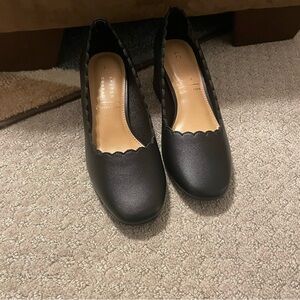 LC Lauren Conrad Black Scalloped Women's Shoes